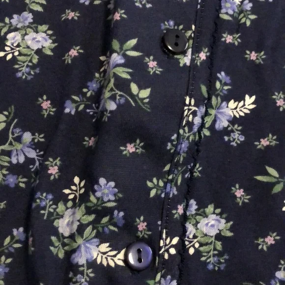 Charter Club 2-piece pajama set Mini Floral soft and cute💖 - Picture 5 of 7